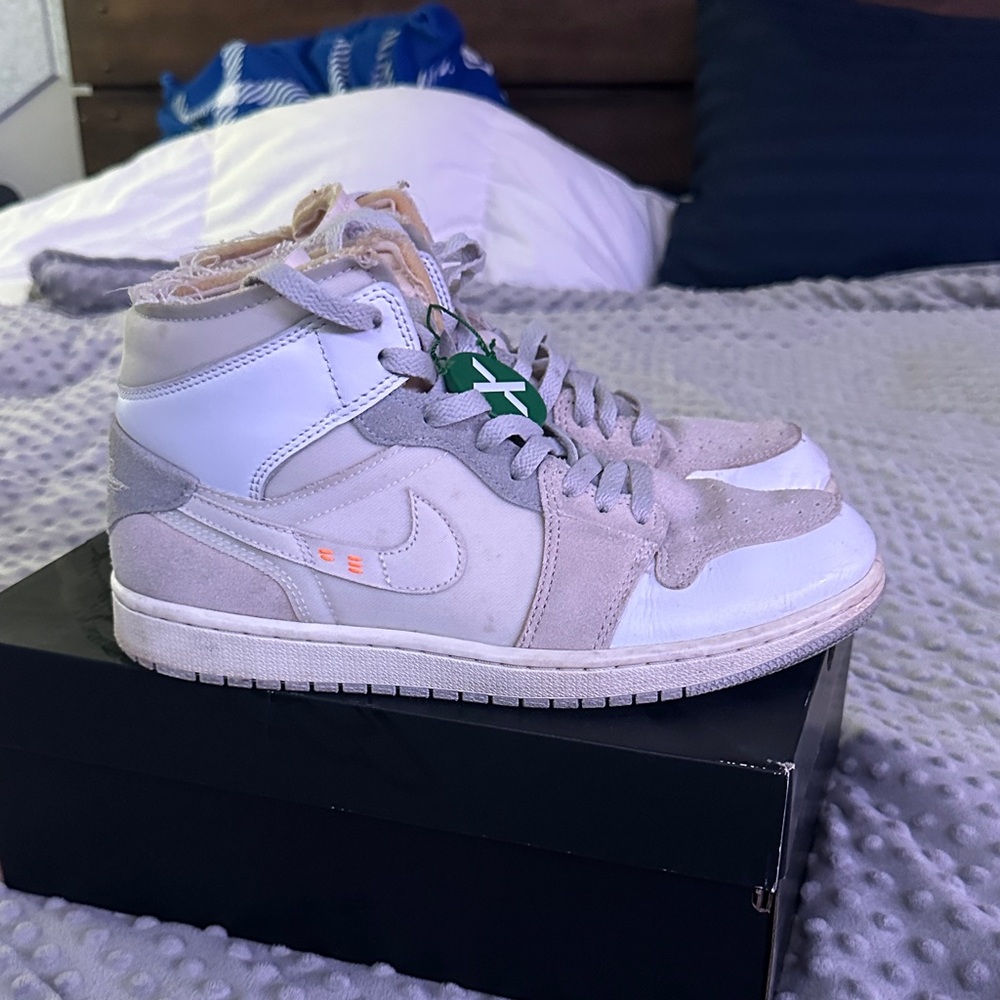 Nike High-Top Sneakers in White and Light Gray